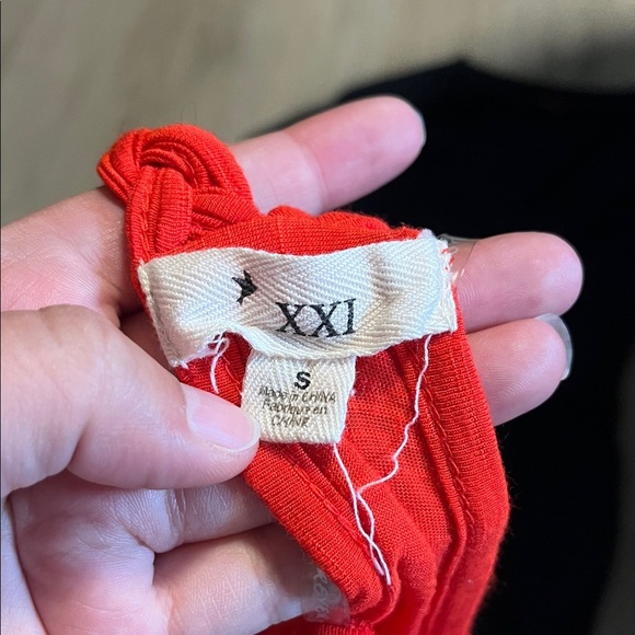 Forever 21 Scarlet Halter Tank Top - Picture 2 of 2